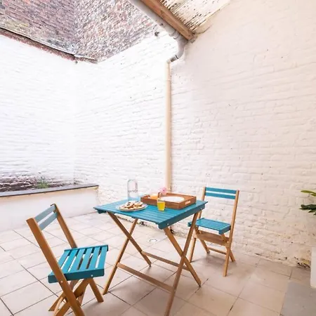 Beau Deux Pieces Avec Grande Terrasse * 루베